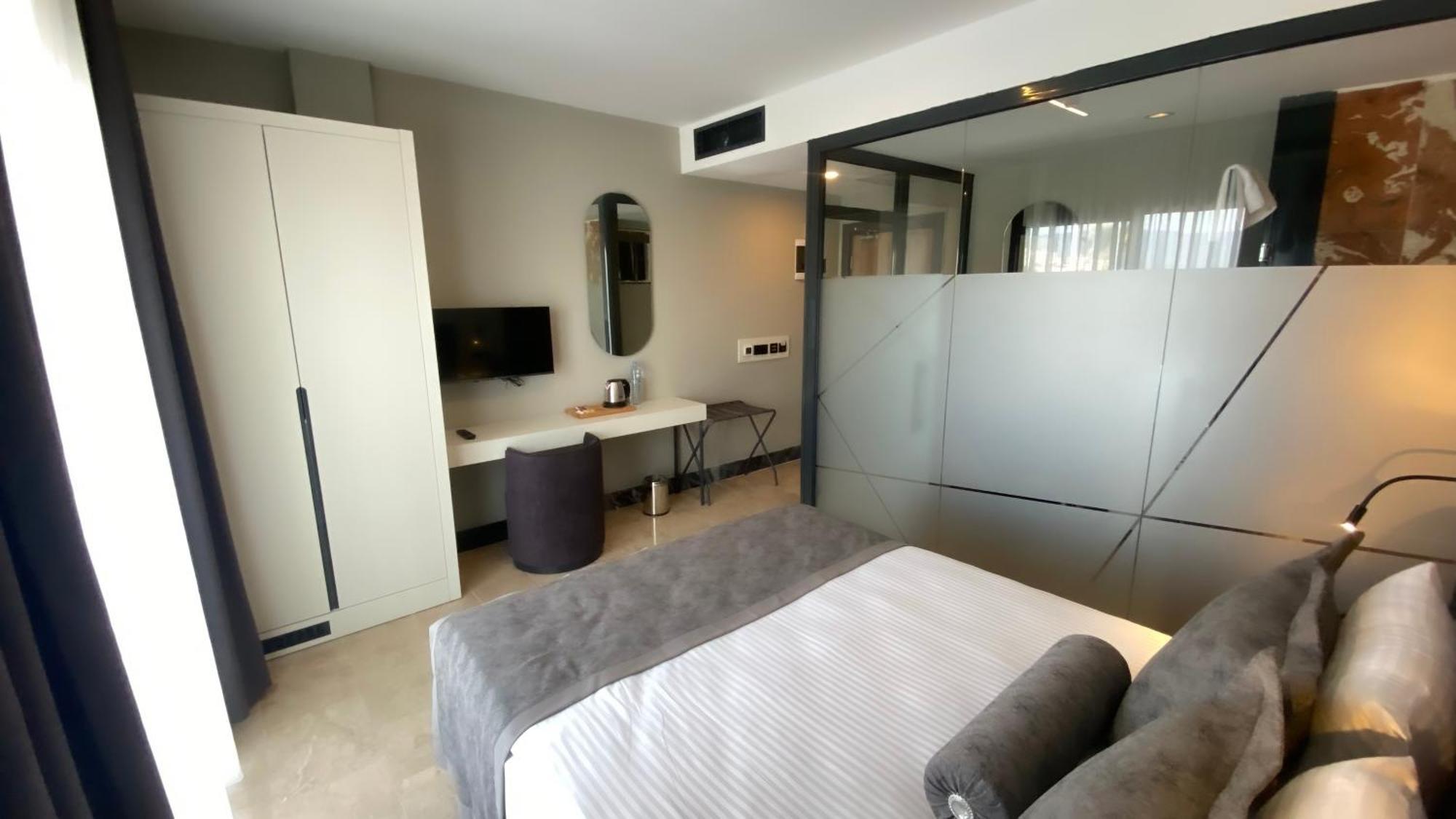 Roseira Mar-Inn Luxury Gulluk Bagian luar foto